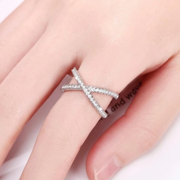 Infinity BRIDAL WEDDING RING - Picture 3 of 4